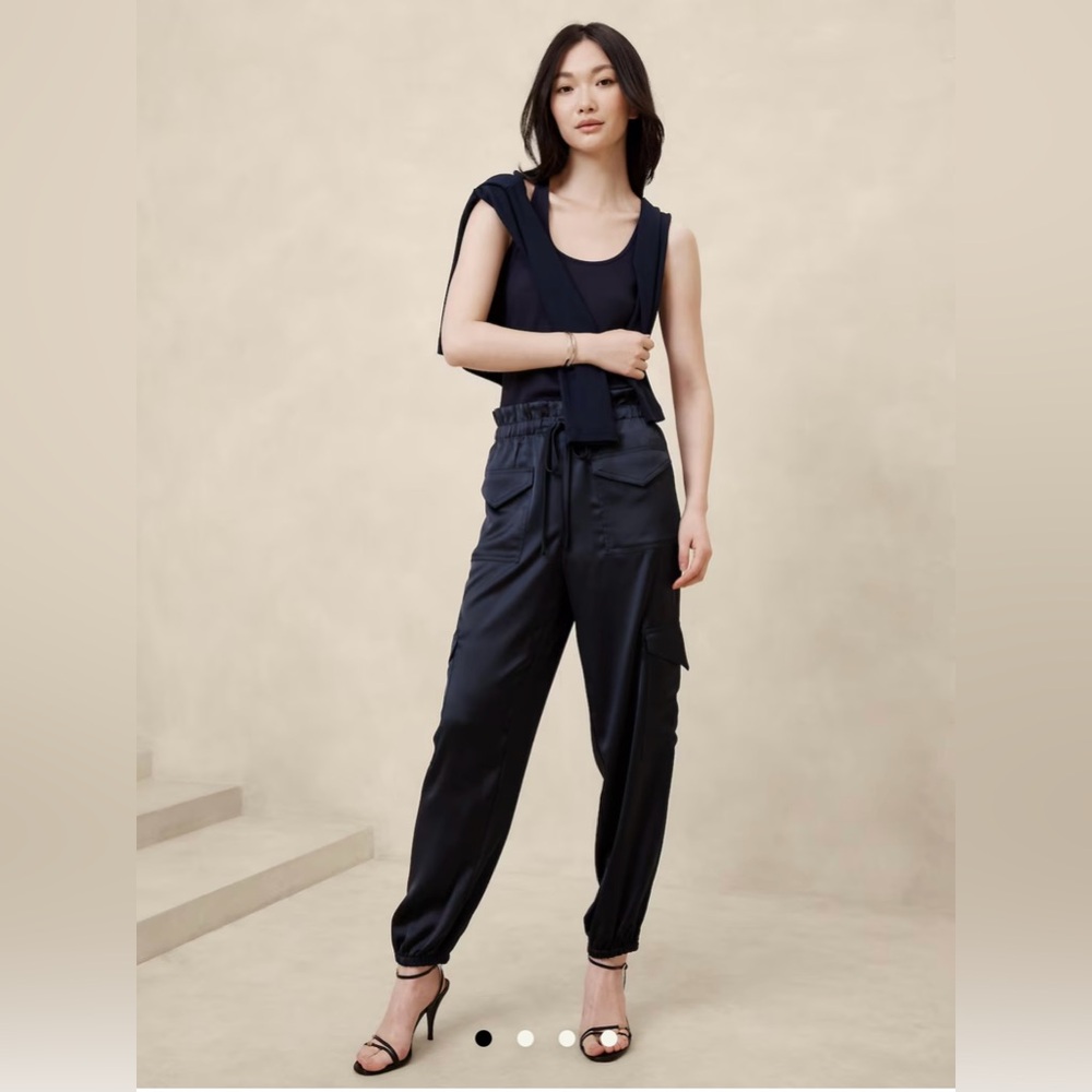 Banana Republic Factory Black Cargo Pants with Tapered Leg